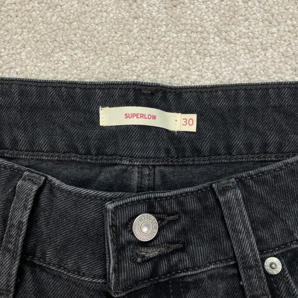 Levi's Womens 30 (33x32) Superlow Wide Leg Jeans Black Denim Grunge Skater Baggy - Picture 3 of 9